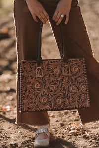 The Barnstable Business Bag