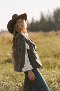 Hamilton Houndstooth Cape