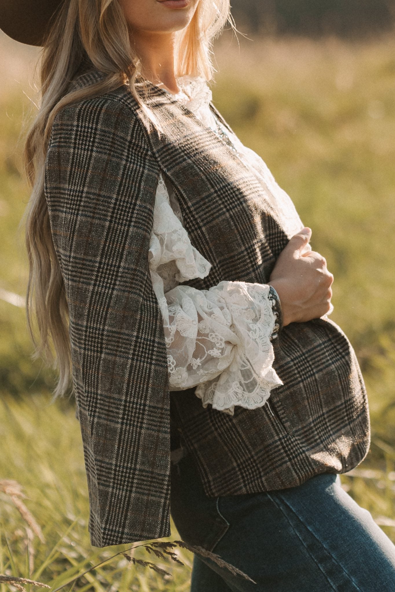 Hamilton Houndstooth Cape