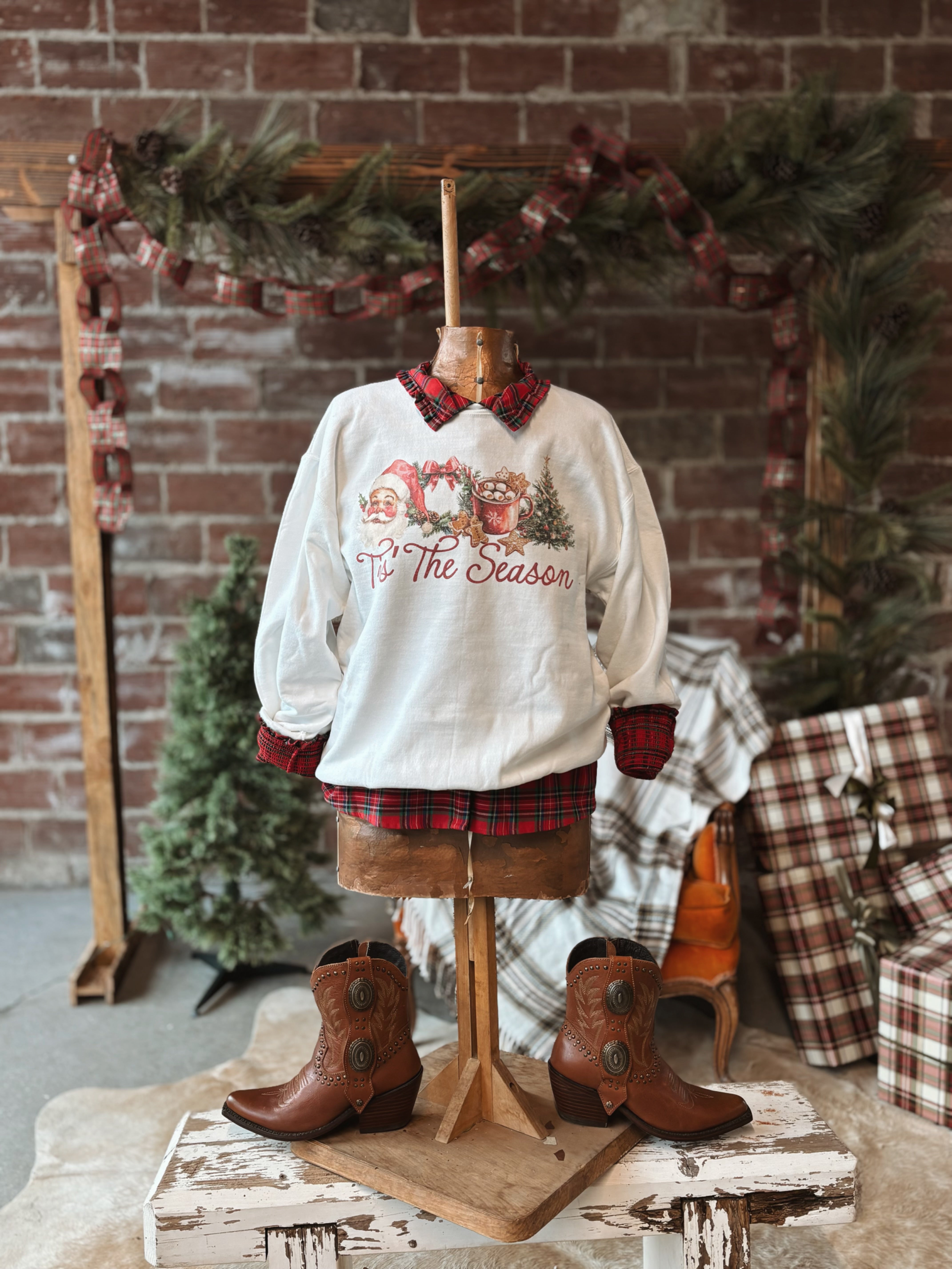 Tis' The Season Pullover